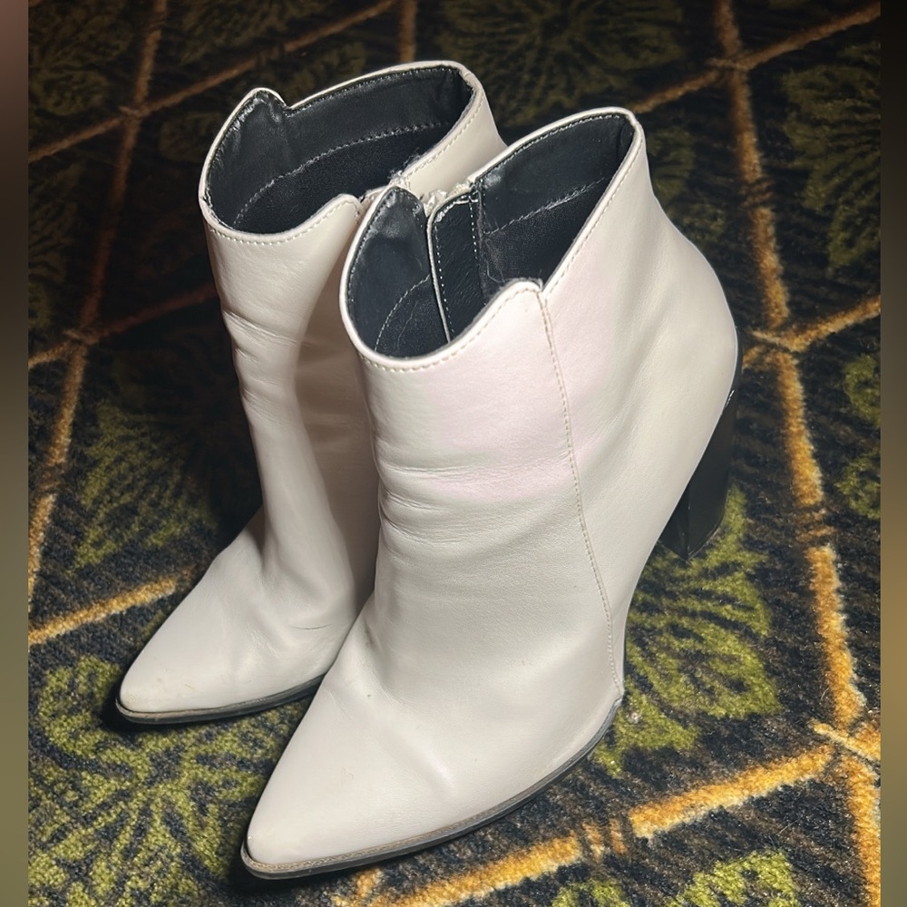 Qupid ankle boots